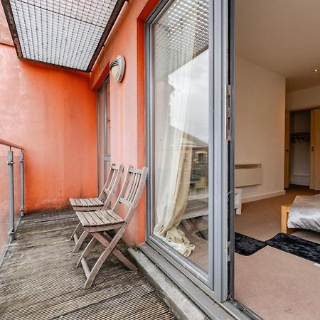 Private Room In Cardiff City Center 외부 사진