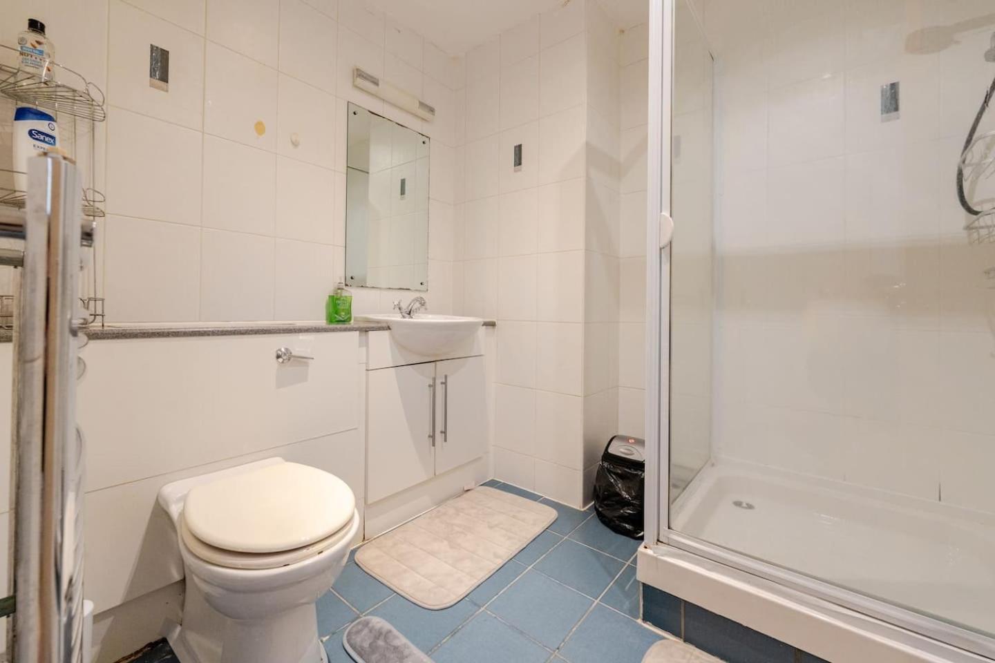 Private Room In Cardiff City Center 외부 사진